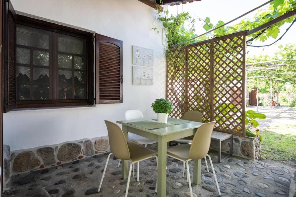Traditionelles Appartement Athos Shadow Am Meer Paralia Sikias Εξωτερικό φωτογραφία